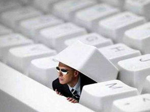 指尖滑落的调色盘 当软件外包成为一场失焦的创作