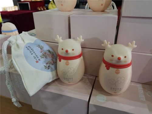 雪博会拾遗 凤穿牡丹杯与飞天滑板，文创之美动人心